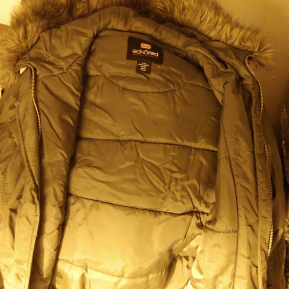 Coat - Picture 2 of 3